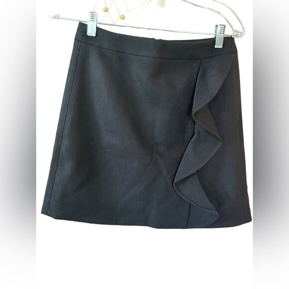 J Crew NWT Ruffle Wool Skirt Double Surge Wool Size 2 Navy - Picture 2 of 8
